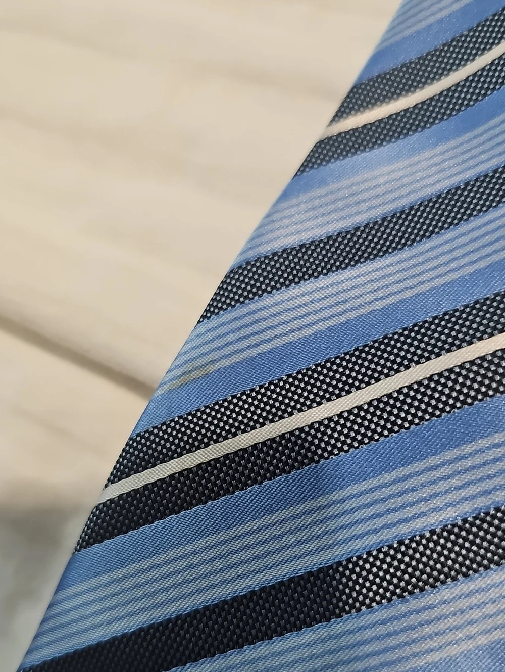 Croft & Barrow Men's Blue Striped Tie